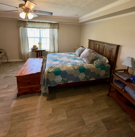 7120 N Hwy 127, Albany, KY 42602