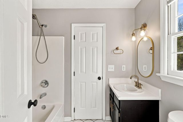 7105 Kinross Drive, Raleigh, NC 27613