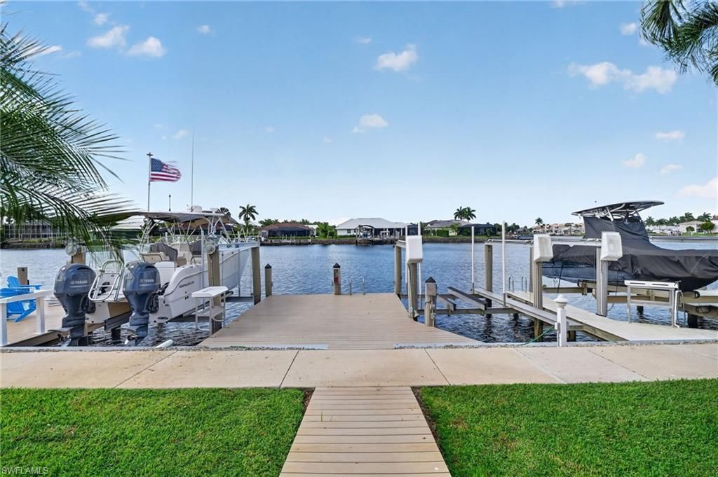 314 Stella Maris DR S, NAPLES, FL 34114 — photo 2
