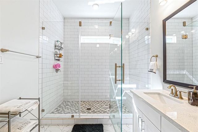 4618 Cashel Glen Drive, Houston, TX 77069