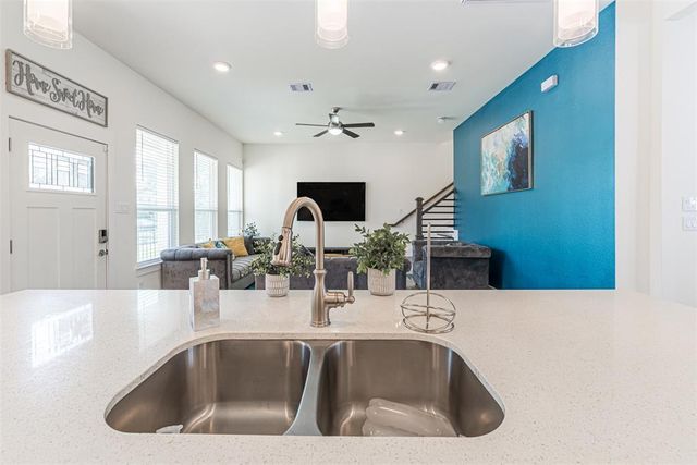 4618 Cashel Glen Drive, Houston, TX 77069