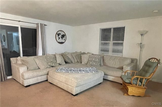 6105 Gillette Road, Cicero, NY 13039