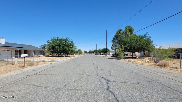 40304 167th Street, Palmdale, CA 93591