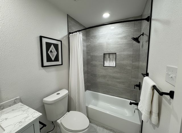 2432 Jonesboro Avenue, Dallas, TX 75228