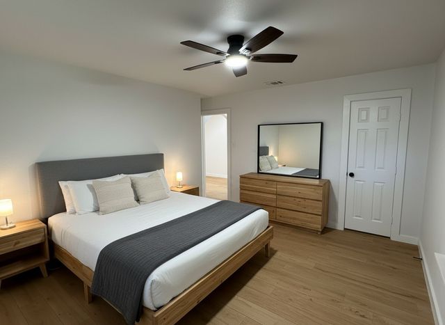 2432 Jonesboro Avenue, Dallas, TX 75228