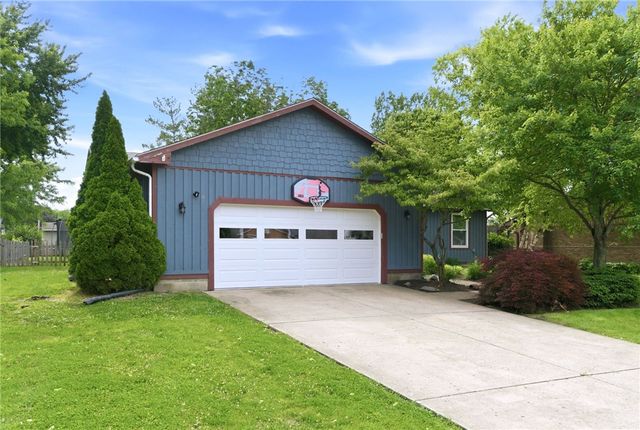 104 W Ellis Drive, Waynesville, OH 45068