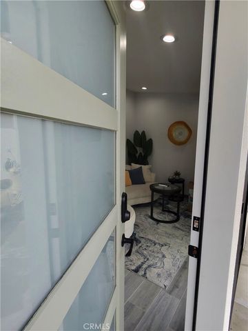 5130 E Burnett A, Long Beach, CA 90815