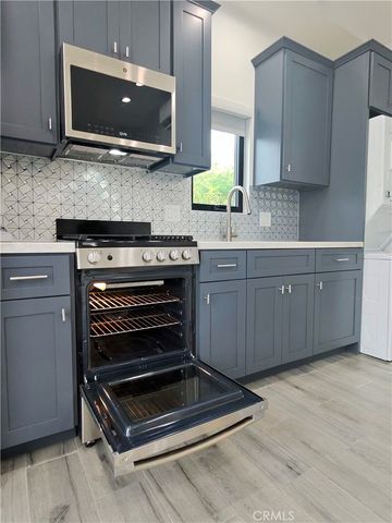 5130 E Burnett A, Long Beach, CA 90815