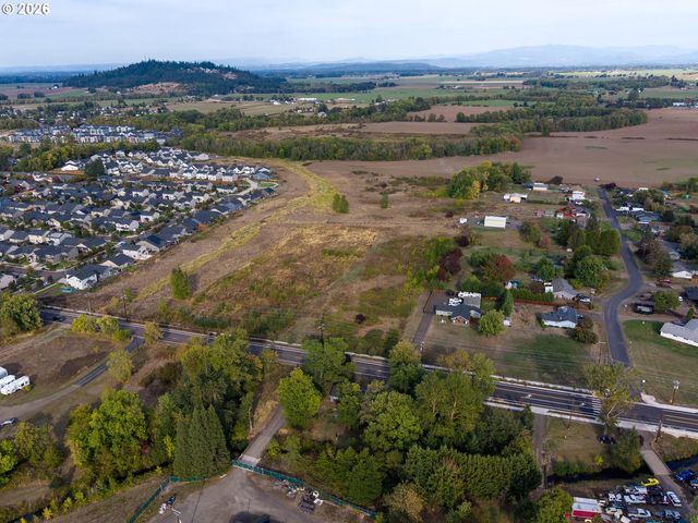 Gold Fish Farm Rd, Albany, OR 97322