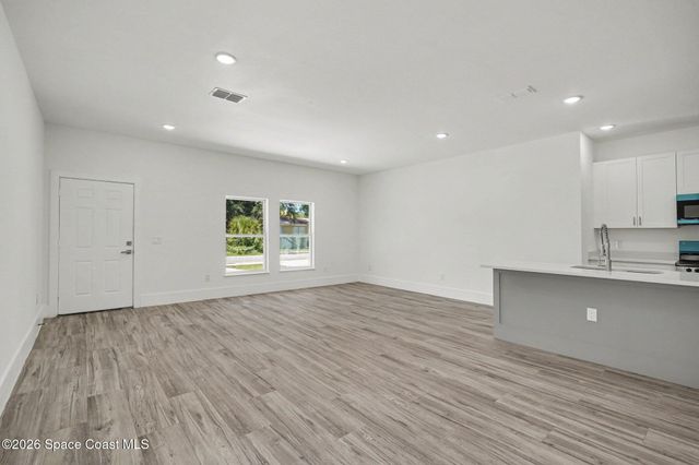 19 Travis Street 102, Cocoa, FL 32922