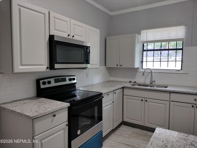 619 LINWOOD Avenue, Jacksonville, FL 32206