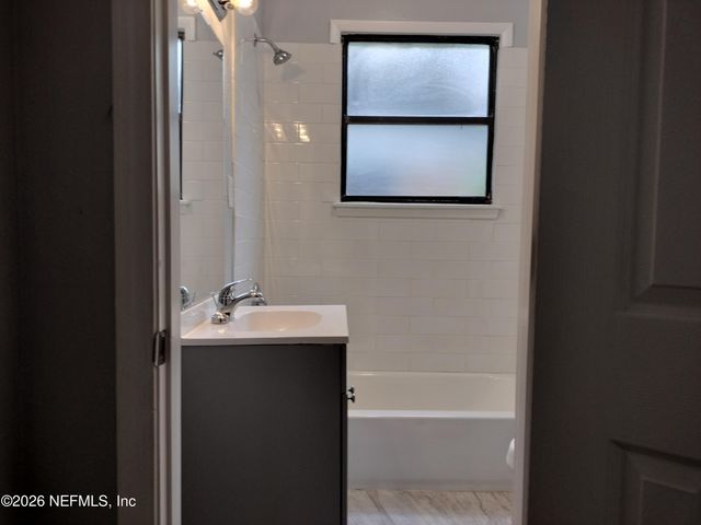 619 LINWOOD Avenue, Jacksonville, FL 32206