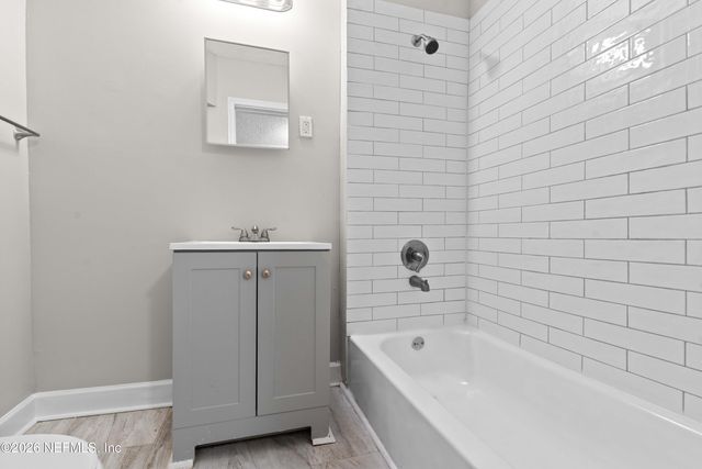 619 LINWOOD Avenue, Jacksonville, FL 32206