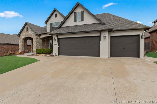 6057 E 144th Street S, Bixby, OK 74008