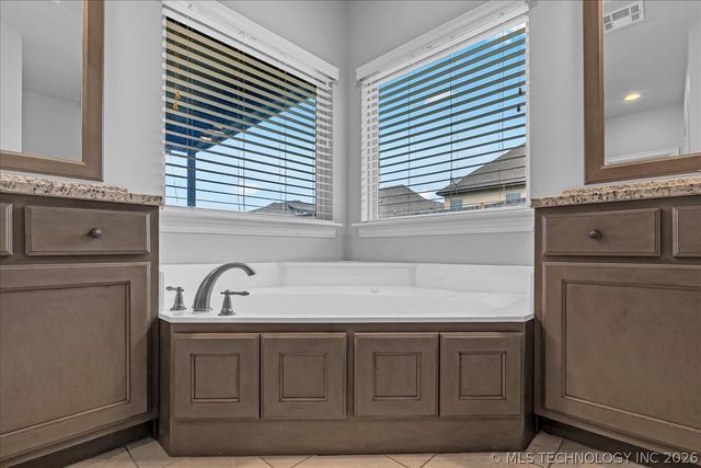 6057 E 144th Street S, Bixby, OK 74008