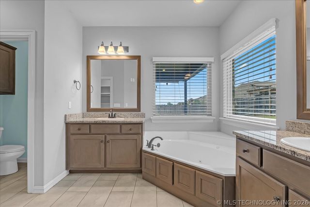 6057 E 144th Street S, Bixby, OK 74008