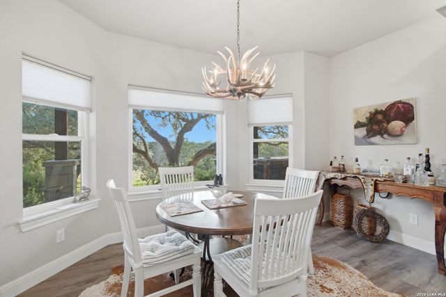 356 CREEKWOOD DR, Bandera, TX 78003
