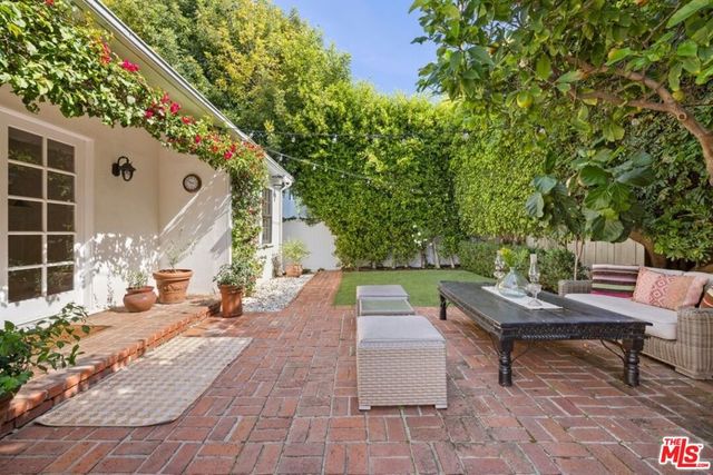 3001 Patricia Avenue, Los Angeles, CA 90064