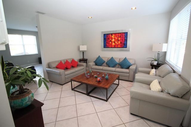 1396 Banyan Way, Weston, FL 33327