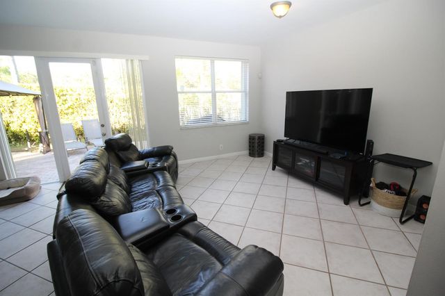 1396 Banyan Way, Weston, FL 33327