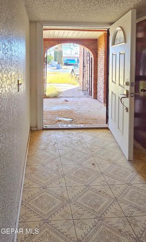 5105 GARLAND Lane, El Paso, TX 79924