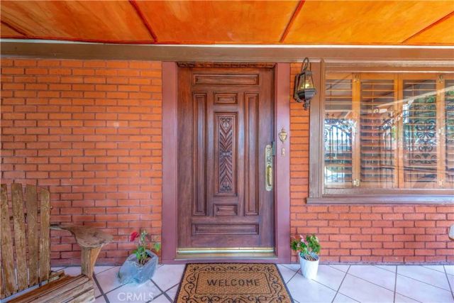 128 N St Andrews Place, Los Angeles, CA 90004