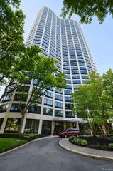 5000 Town Center 307, Southfield, MI 48075