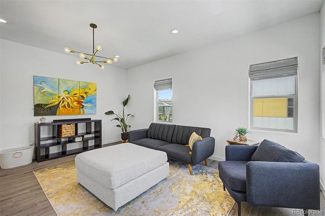 15194 W 69th Avenue, Arvada, CO 80007