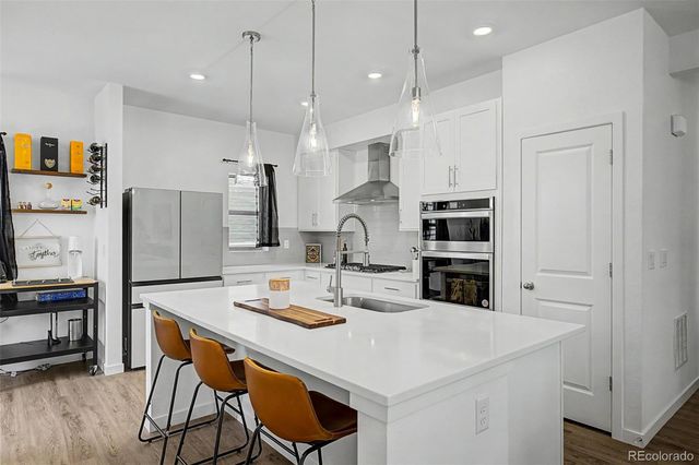 15194 W 69th Avenue, Arvada, CO 80007
