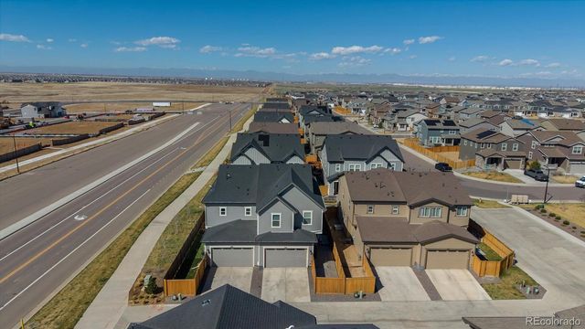 608 N Bersshine Court, Watkins, CO 80137