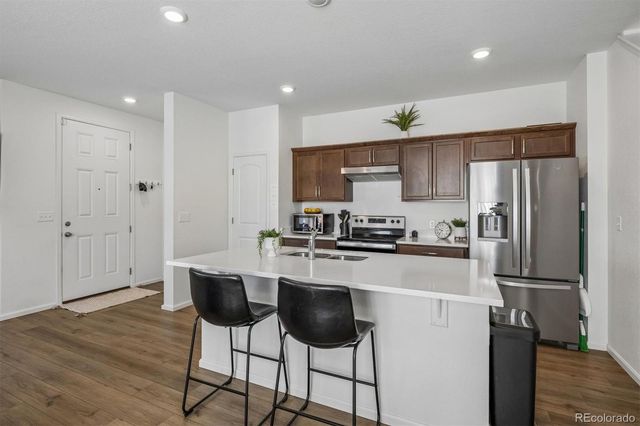 608 N Bersshine Court, Watkins, CO 80137