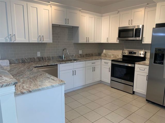 3111 SUN LAKE COURT A, Kissimmee, FL 34747
