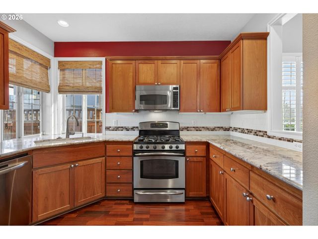 15977 Sw WINDROW Ln, Sherwood, OR 97140