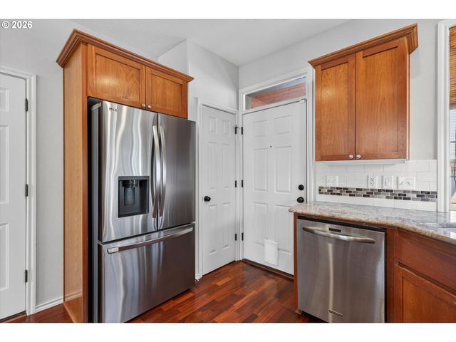 15977 Sw WINDROW Ln, Sherwood, OR 97140