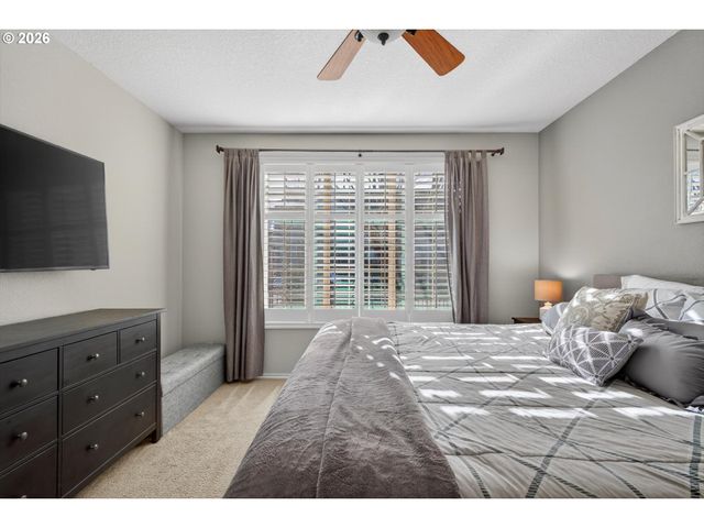 15977 Sw WINDROW Ln, Sherwood, OR 97140