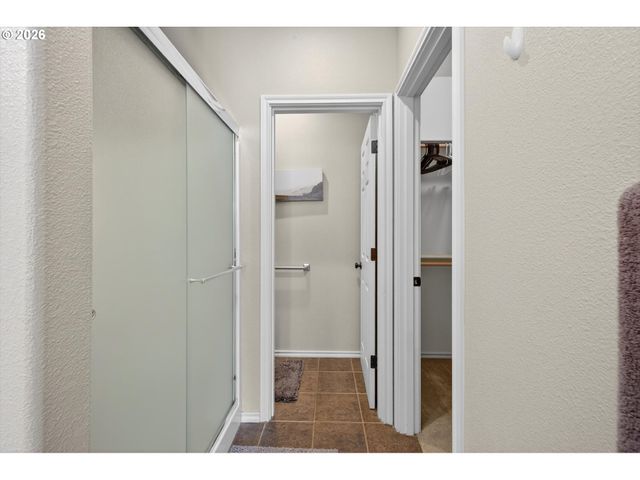 15977 Sw WINDROW Ln, Sherwood, OR 97140