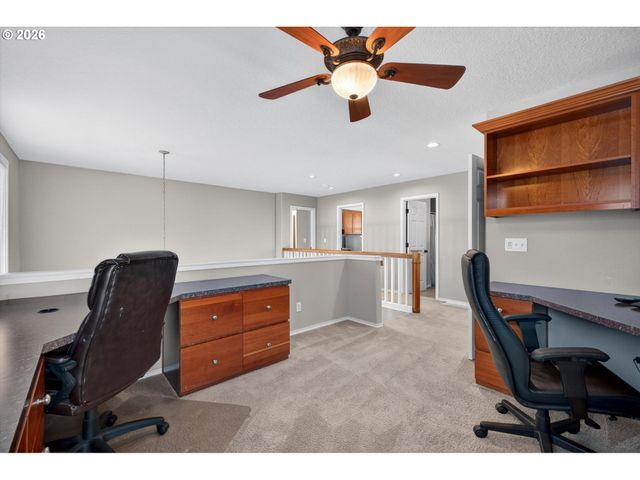 15977 Sw WINDROW Ln, Sherwood, OR 97140