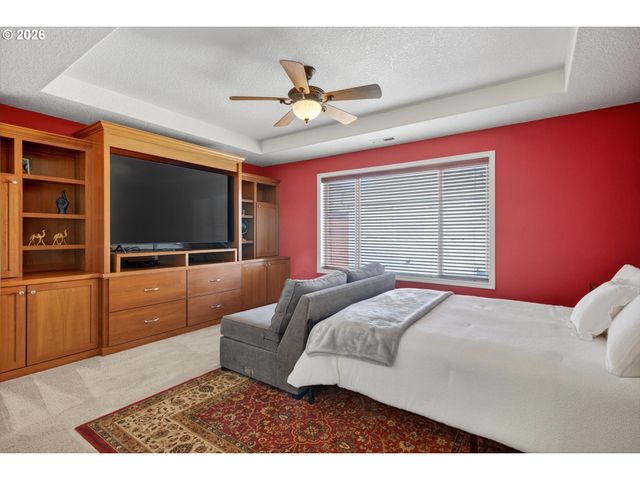 15977 Sw WINDROW Ln, Sherwood, OR 97140