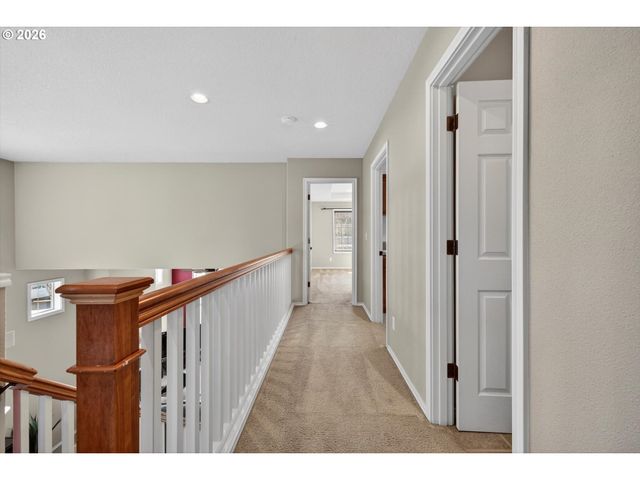 15977 Sw WINDROW Ln, Sherwood, OR 97140