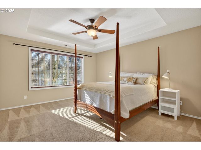 15977 Sw WINDROW Ln, Sherwood, OR 97140