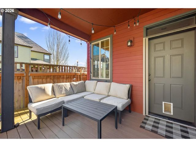 15977 Sw WINDROW Ln, Sherwood, OR 97140