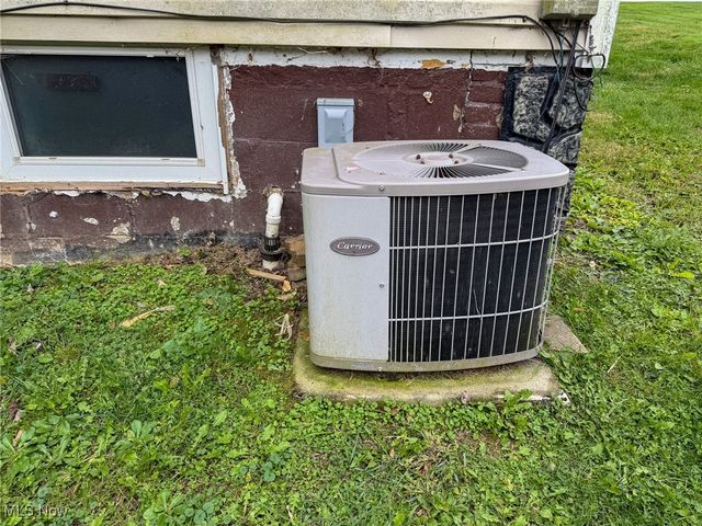 2001 Township Highway 219, Richmond, OH 43944