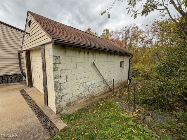 2001 Township Highway 219, Richmond, OH 43944