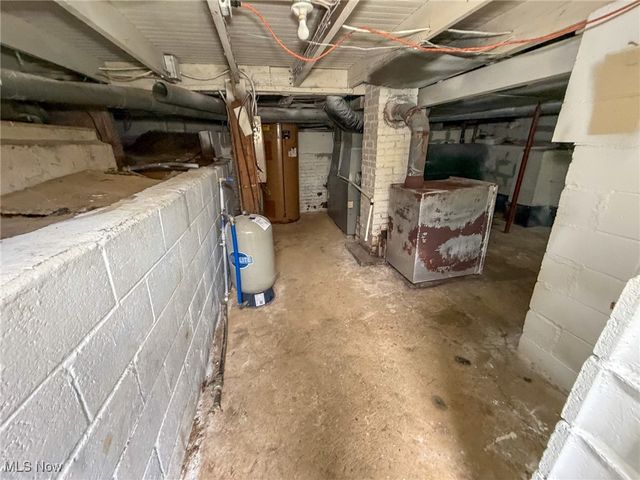 2001 Township Highway 219, Richmond, OH 43944