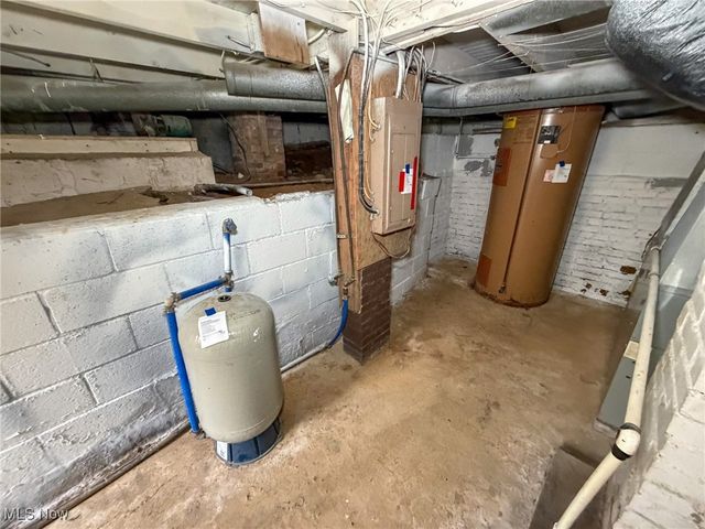 2001 Township Highway 219, Richmond, OH 43944