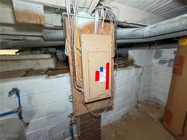 2001 Township Highway 219, Richmond, OH 43944