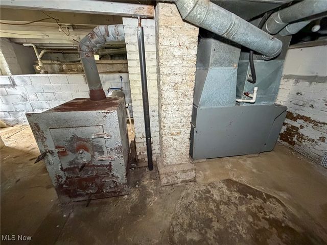 2001 Township Highway 219, Richmond, OH 43944