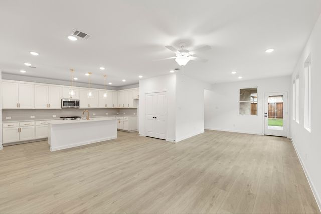14157 Harden Street, Pilot Point, TX 76258