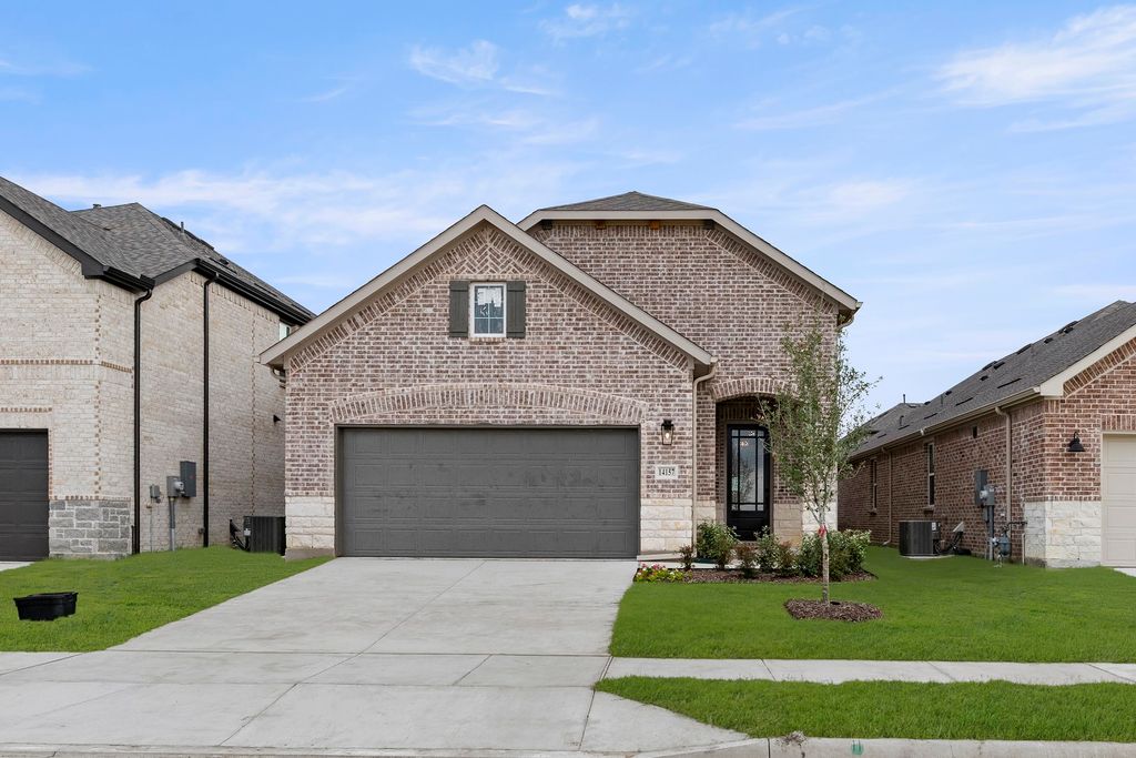 14157 Harden Street, Pilot Point, TX 76258