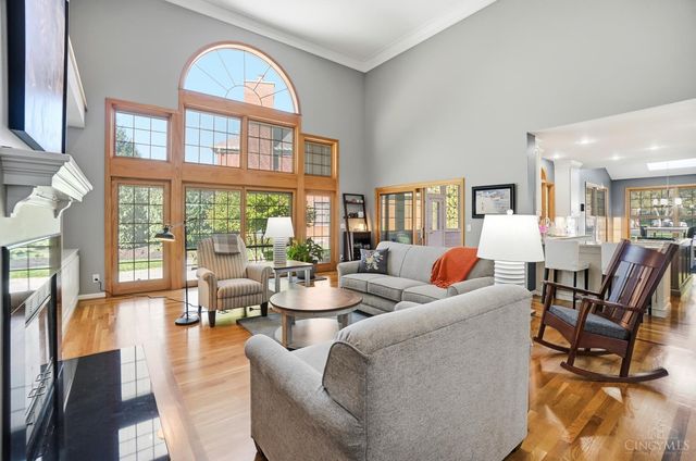3667 Carpenters Green Lane, Blue Ash, OH 45241